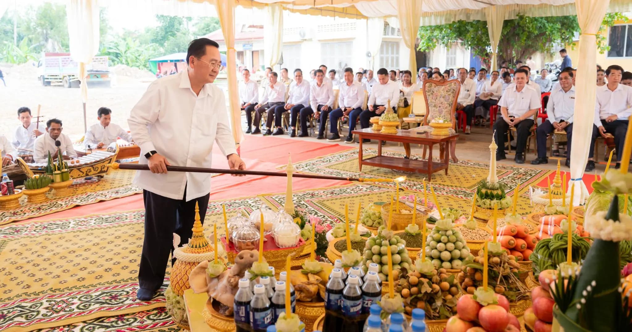 ឯកឧត្តម សុខ លូ បានអញ្ជើញចូលរួមក្នុងពិធីក្រុងពាលីបួងសួងសុំសេចក្តីសុខ  និងបញ្ចុះបឋមសិលាសាងសង់អគាររដ្ឋបាលសាលាស្រុកសង្កែ