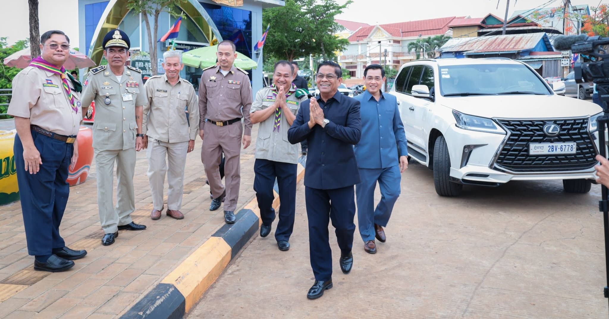 ឯកឧត្តម ញ៉ែម សំអឿន អភិបាលខេត្តរតនគិរី អញ្ជើញ សំណេះសំណាលជាមួយក្រុមកាយរឹទ្ធិ ត្រៀមចេញទៅ ប្រកួតក្រុមភ្លេងកាយរឹទិ្ធថ្នាក់ជាតិ លើកទី៣