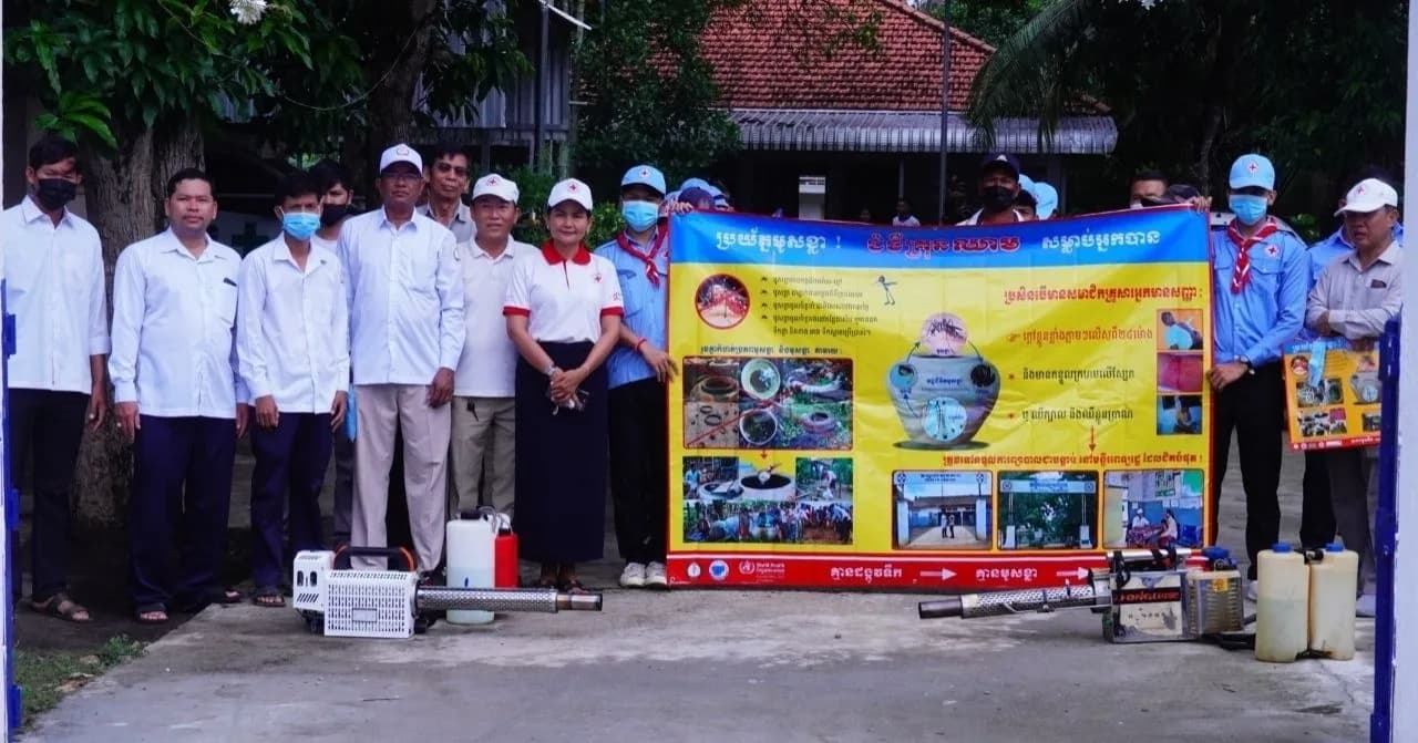 សាខាកាកបាទក្រហមកម្ពុជាខេត្តកណ្តាល បើកយុទ្ធនាការផ្សព្វផ្សាយវិធានការ ការពារជំងឺគ្រុនឈាម និងចុះបាញ់ថ្នាំសម្លាប់មូស និងដាក់ថ្នាំអាបេត ដើម្បីបង្ការ និងទប់ស្កាត់ជំងឺគ្រុនឈាម